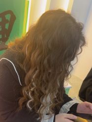 -V7 HAIR SALON