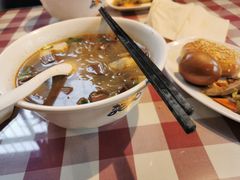 -苓记南京鸭血粉丝.皮肚面(县东巷店)