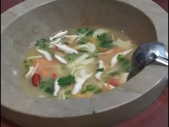 -姚记抚仙湖石锅鱼庄