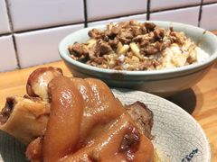 -红猪卤肉饭(大西洋美食城店)