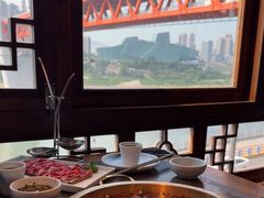 -小天鹅火锅·一线江景洪鼎旗舰店(洪崖洞店)