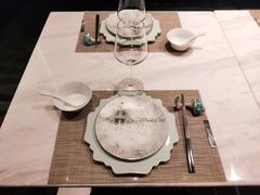 餐具摆设-闻见中国海南菜(K11店)