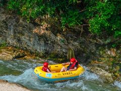 -龙井峡漂流