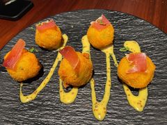 -MONICH牛排融合餐厅(和义大道购物中心店)