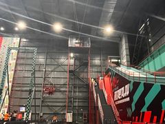 -极限PLAY运动娱乐新世界·团建派对潮玩休闲馆·室内蹦极高空游乐园