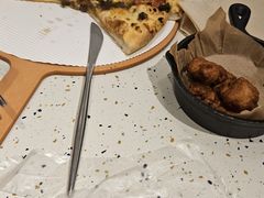 -必胜客(WOW中央公园店)