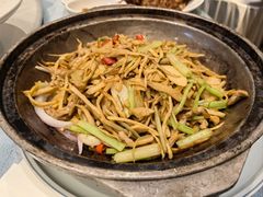 野山笋-海鸿荟·沿江菜(中山北路店)