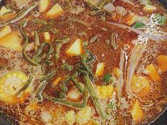-人民公社铁锅炖·东北菜(卫国道店)