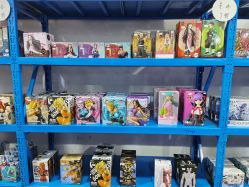 -逝水玩具折扣店