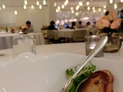 龙虾配豌豆苗和香茅龙虾汁-Jean Georges