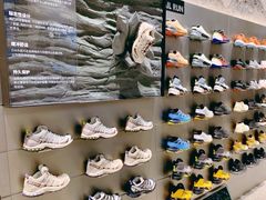 -SALOMON萨洛蒙(北京王府中环店)