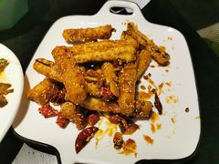 -梧桐树下(云锦世家店)