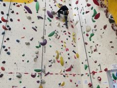 -问山MountQuest攀岩馆