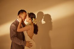 -黑马婚纱摄影