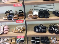 -hotwind热风(国际商场店)