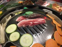 -哈哈碳都·牛肋条无限自助烤肉(宝龙店)