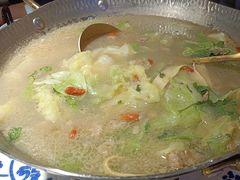 -川流不息·地道川菜·小龙虾(新松江路店)