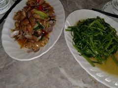 -四川小胡子海鲜(丁村万人海鲜广场店)