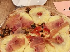 -城市大道红炉披萨烘焙坊