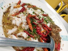 头牌酸菜鲈鱼（中份）-姚姚酸菜鱼·金戈戈香港豉油鸡(喜荟城联名店)