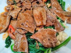 菠菜炒猪腰-聪辉同安老美食饭店(大元路店)
