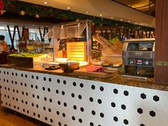 自助取餐区-广州中心皇冠假日酒店-环市食坊·海鲜自助餐厅