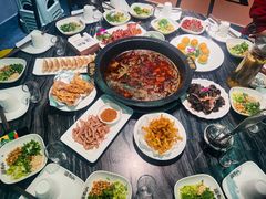 -老船舫·现做活鲜鱼馆(东郊记忆店)