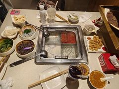 -海底捞火锅鲜切牛肉主题店(长寿路店)