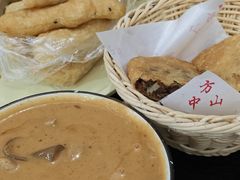 -方中山胡辣汤(正光路店)