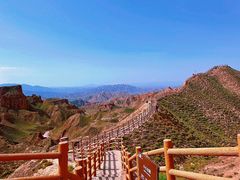 -冰沟丹霞旅游景区