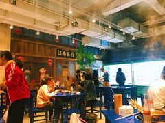 -马路边边火锅串串(观前街店)