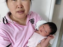 -爱月宝月嫂·育儿嫂(哈尔滨总店)