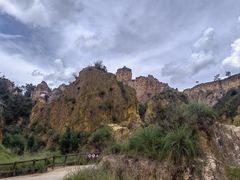 -彩色沙林风景区