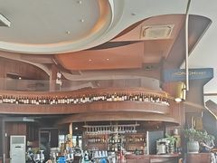 -MONICH牛排融合餐厅(和义大道购物中心店)