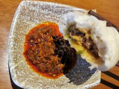 土猪肉老面小笼包-坊门老街(宜山路店)