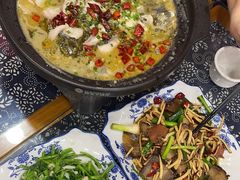 -记忆湘菜馆(芙蓉镇店)