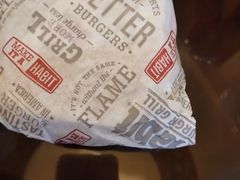 -The Habit Burger Grill 哈比特汉堡(爱琴海店)