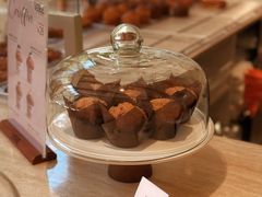 -VERIE BAKEHOUSE