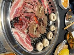 -何发发和牛烧肉·鳗鱼榴莲放题自助(乐峰广场店)