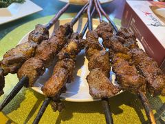 红柳烤肉-壹号院音乐餐厅•烤全羊•新疆菜(浐灞店)