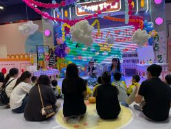 -LuckyStar幸运星家庭娱乐中心(东莞国贸店)