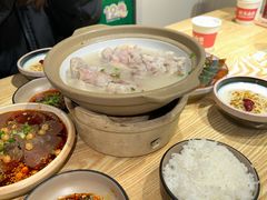 -叁煨蹄花·下饭盐帮菜(人民广场店)