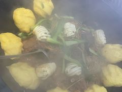 -雪乡人家东北菜·铁锅炖一切(高斯路店)