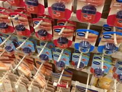 -名创优品(广东东莞东城万达2店)