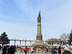 -人民防洪胜利纪念塔