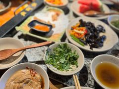 -老牌坊云南鱼豆花火锅(哈西万达店)