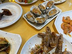 -鹏城人家海鲜酒家·23年老字号(较场尾店)