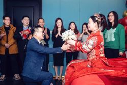 点击看大图 -GRACE KELLY婚纱与礼服(北京店)