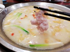 酸汤兔大锅-老来福·非遗酸汤兔(凯旋路店)