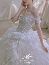 -LOVE SHINE婚纱·红鼎庄龙凤褂·妈妈装定制